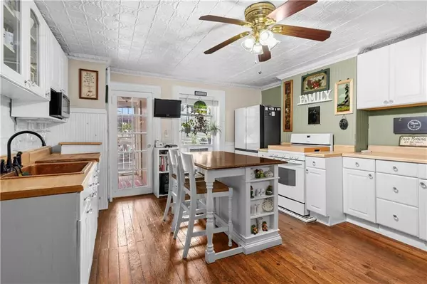 Brooklyn, NY 11209,324 76th ST