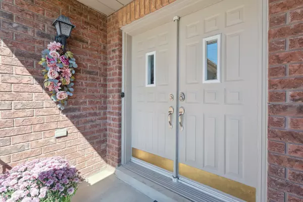 Barrie, ON L4N 9X2,117 Miller DR