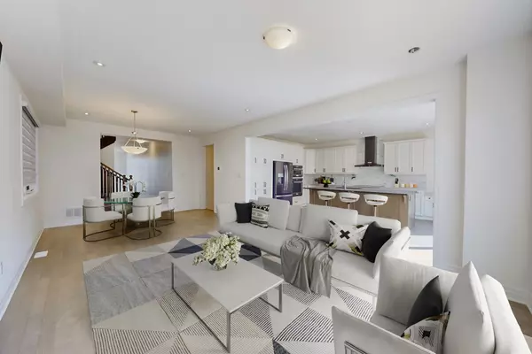 Milton, ON L9E 1R3,1388 Sycamore Garden #Upper