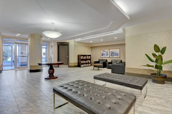 Carlington - Central Park, ON K2C 4G4,310 Central Park DR #4B