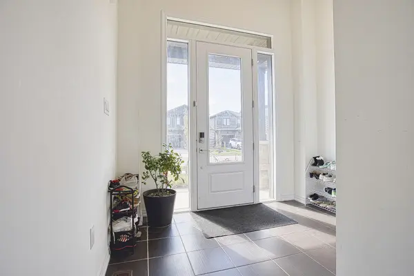 Hamilton, ON L0R 1W0,90 Spitfire DR