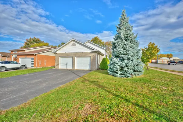 Niagara Falls, ON K2H 1K1,4431 MONTROSE RD