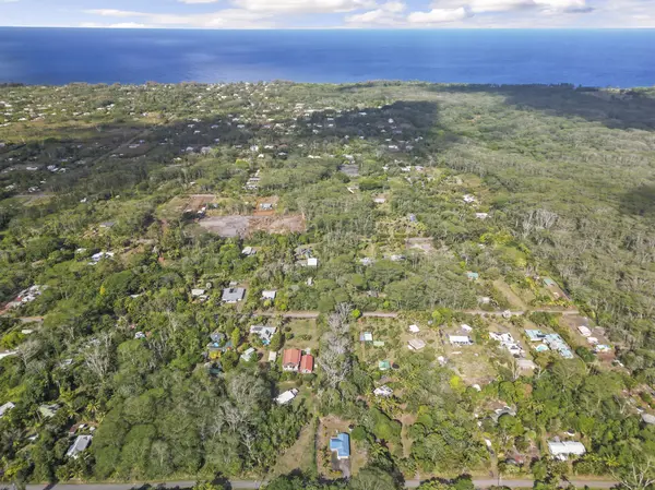 Keaau, HI 96749,15-2041 12TH AVE