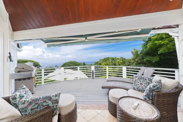 Kailua-kona, HI 96740,77-363 PAULINA PL