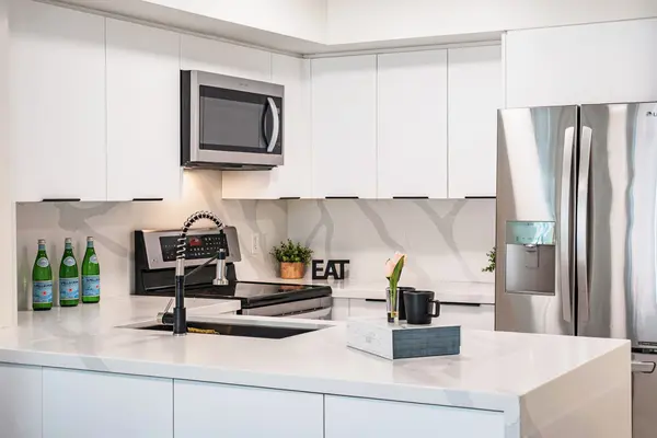 Toronto C07, ON M2R 3Y1,55 Cedarcroft BLVD #11