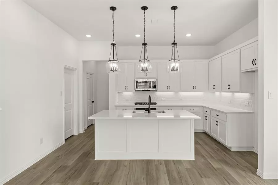 901 Janwood Drive, Plano, TX 75075