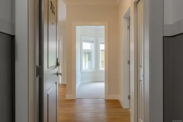 Cowichan Bay, BC V0R 1N1,1838 Cowichan Bay Rd #204