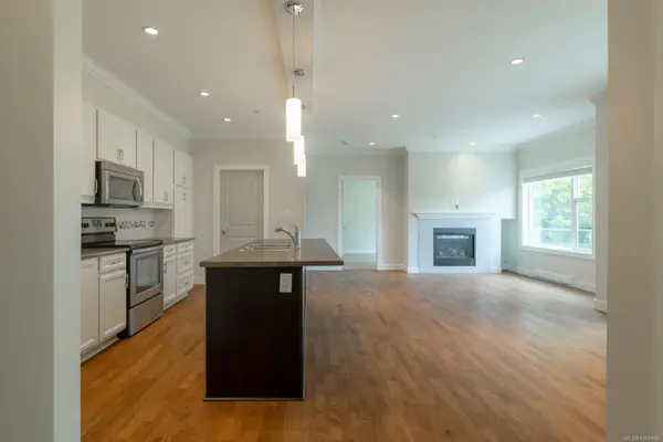 Cowichan Bay, BC V0R 1N1,1838 Cowichan Bay Rd #204