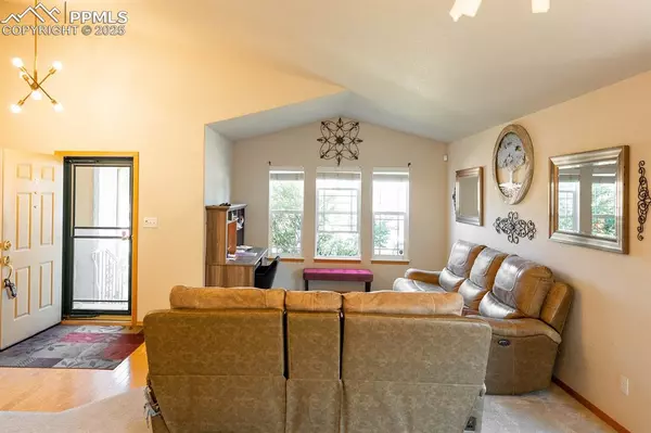 Colorado Springs, CO 80922,4831 Desert Varnish DR