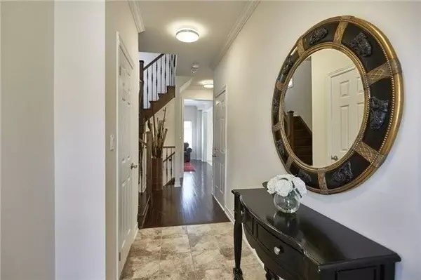 Whitby, ON L1P 0B7,33 Wimbledon CT