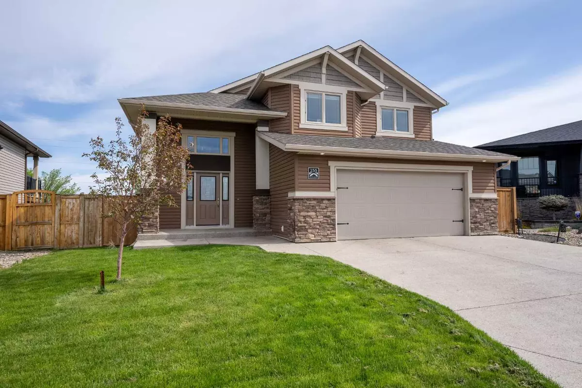 Lethbridge, AB T1K 5W7,255 Canyon Estates WAY W