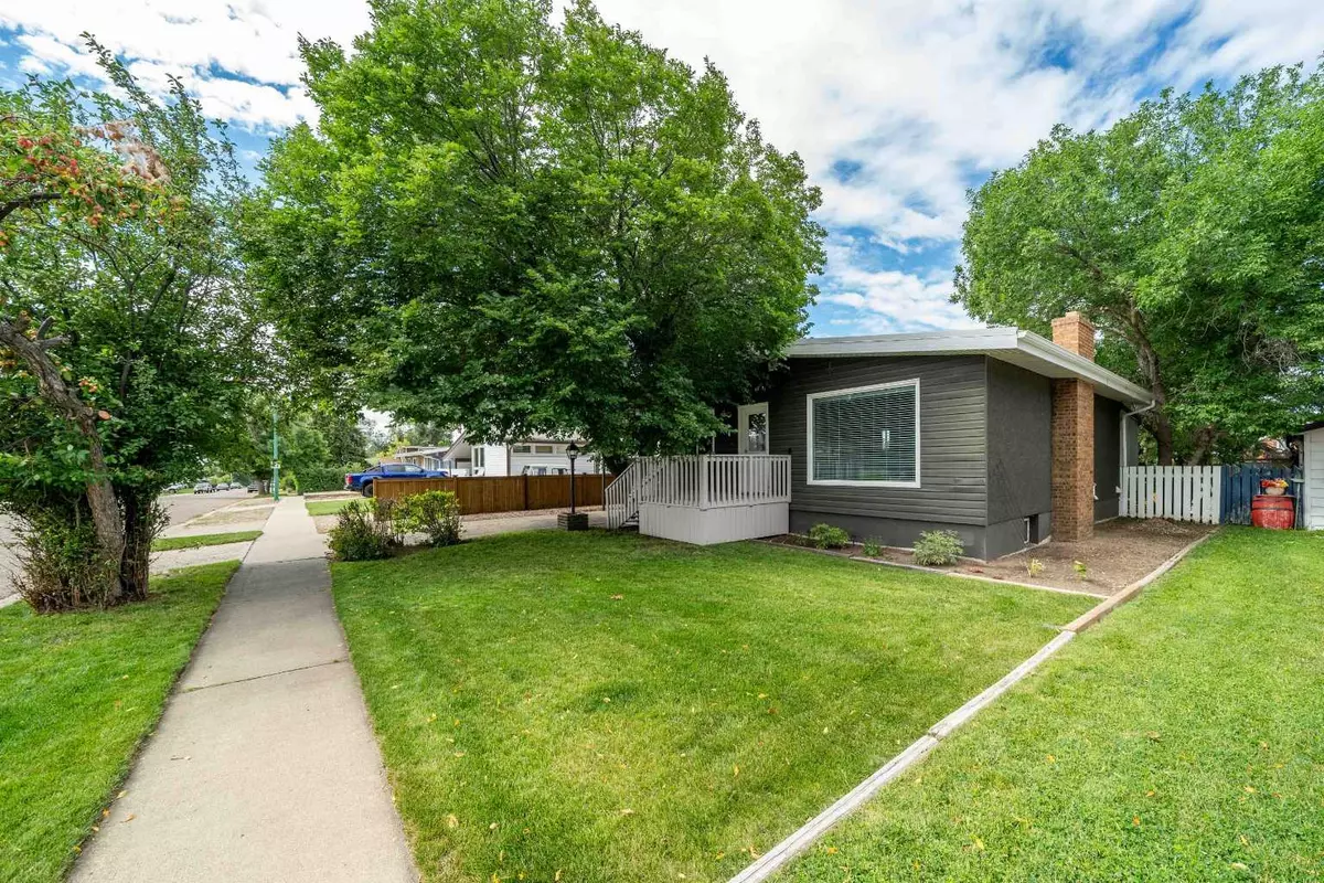 Redcliff, AB T0J 2P0,324 6 ST SE