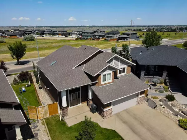 Lethbridge, AB T1K 5W7,255 Canyon Estates WAY W