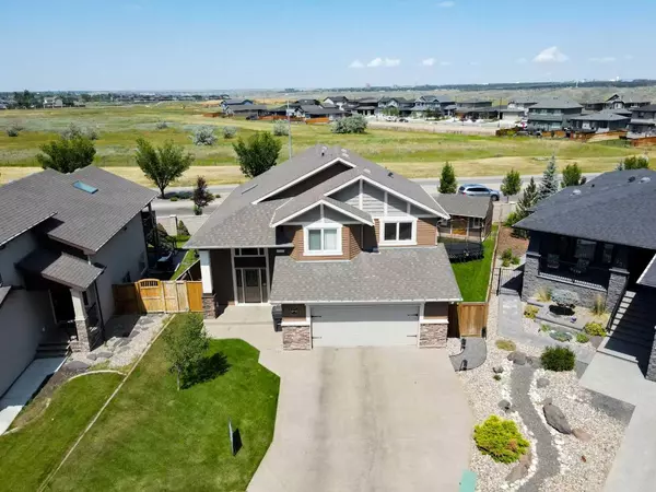 Lethbridge, AB T1K 5W7,255 Canyon Estates WAY W