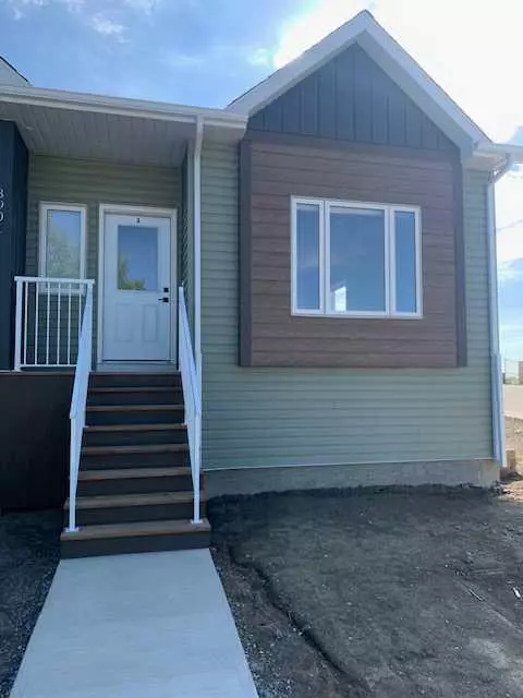 Coalhurst, AB T0L 0V0,3901 Sundance DR #A
