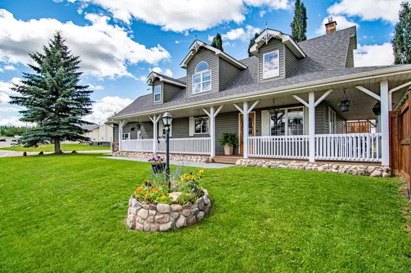 Sylvan Lake, AB T4S 1Y3,1 Fern Glade CRES