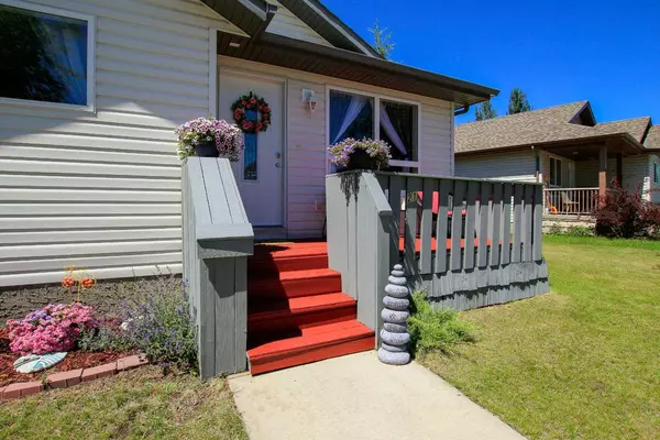 Blackfalds, AB T0M 0J0,21 Rolling Hills RDG