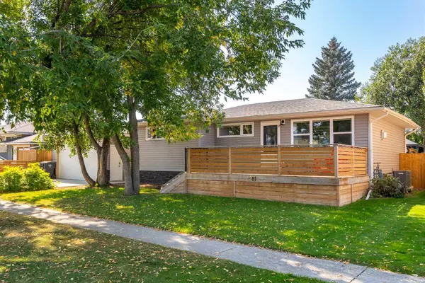 81 3 ST SE, High River, AB T1V 1H6