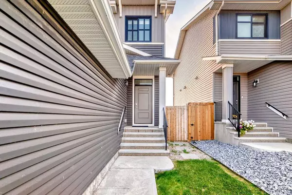 Calgary, AB T3M3C4,804 Seton CIR SE