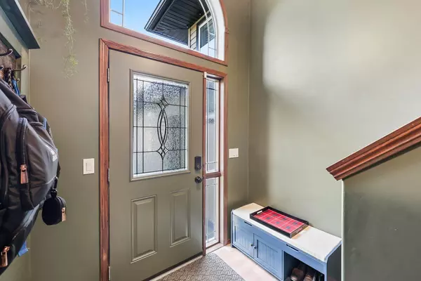 Didsbury, AB T0M0W0,245 200 Valarosa PL