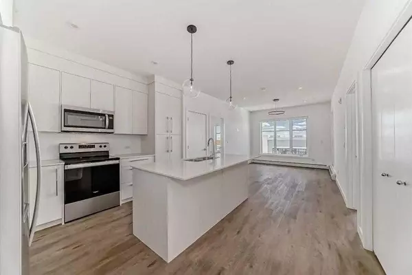 Calgary, AB T3J 5N9,681 Savanna BLVD NE #1212