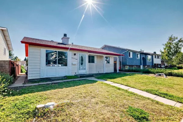 948 Rundlecairn WAY NE, Calgary, AB T1Y2X2