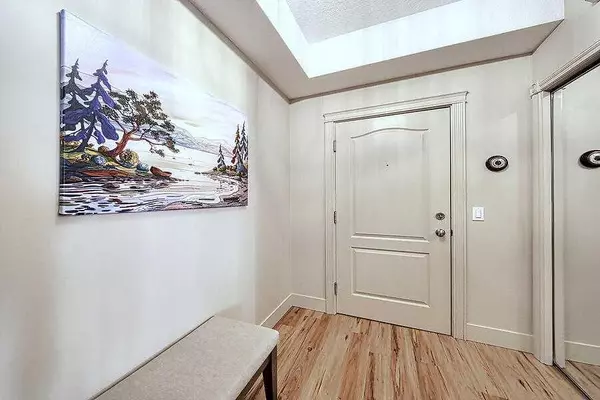151 Country Village RD NE #1233, Calgary, AB T3K 5X5