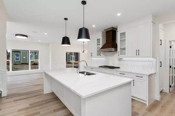 Carstairs, AB T0M0N0,704 Mandalay BLVD