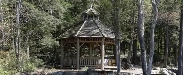 118 Nippissing Ridge RD, Tiny, ON L9M 0H6