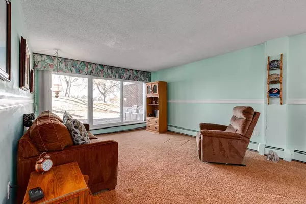Calgary, AB T2V 4N9,820 89 AVE SW #131