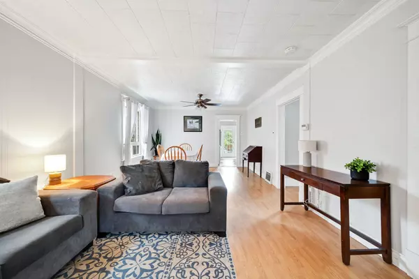 Orillia, ON L3V 5Y7,81 Douglas ST