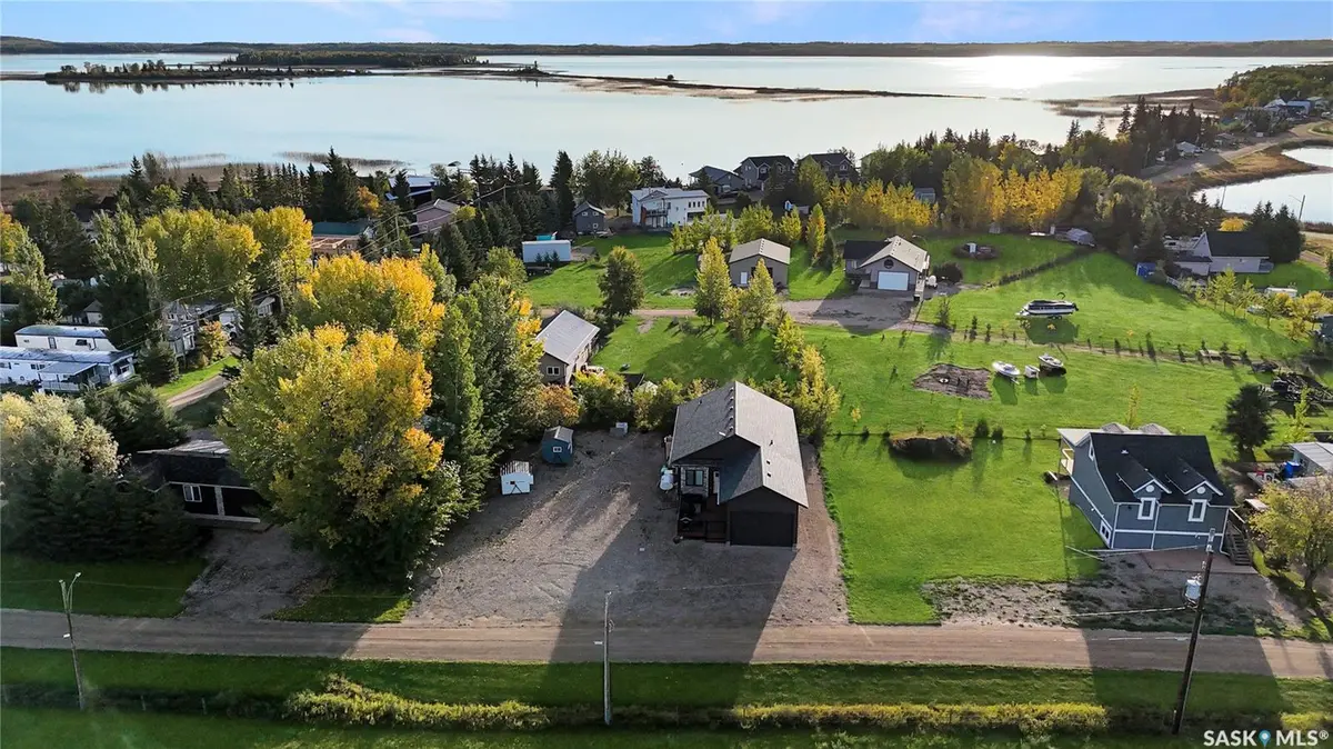 403-404 Park PLACE, Iroquois Lake, SK S0J 2G0