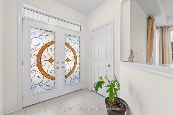 Caledon, ON L7C 3X8,33 Bonnieglen Farm BLVD