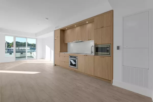 Toronto W08, ON M9A 0G2,259 The Kingsway N/A #216