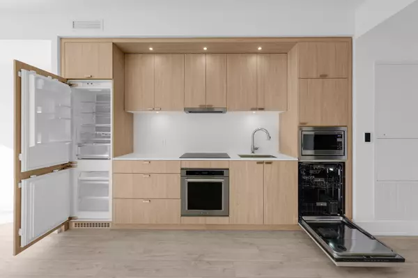 Toronto W08, ON M9A 0G2,259 The Kingsway N/A #216