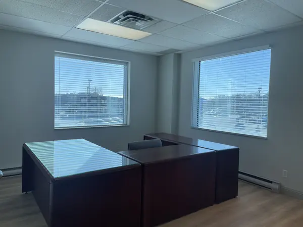 69-71 Dundas ST W #204, Quinte West, ON K8V 3P4