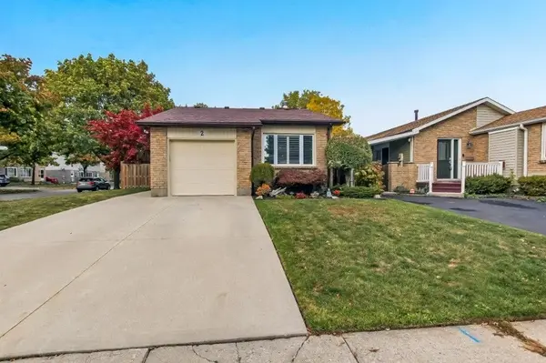 2 Aldersbrook CRES, London North, ON N6G 3R3