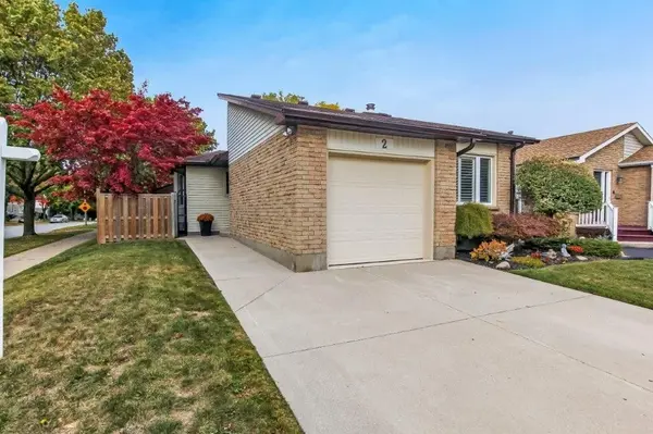 London North, ON N6G 3R3,2 Aldersbrook CRES