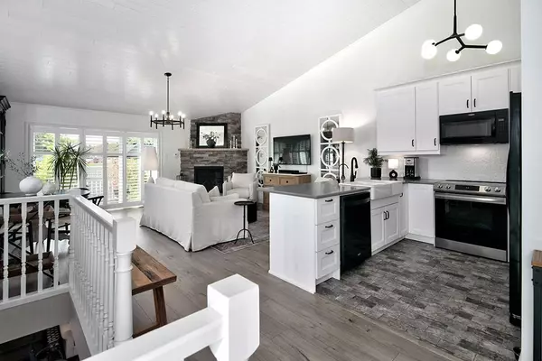 Meaford, ON N4L 1R4,83 Victoria ST #16