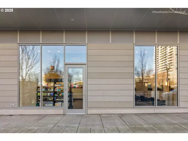 Portland, OR 97209,1022 NW OVERTON ST #105