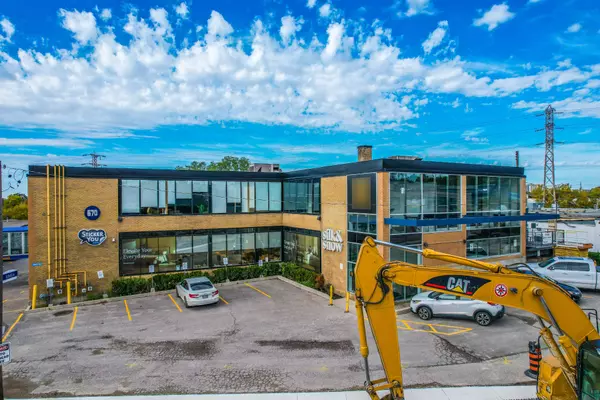 Toronto W04, ON M6E 4V9,670 Caledonia RD #301