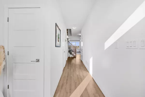 Hamilton, ON L8J 0K6,52 Bedrock DR