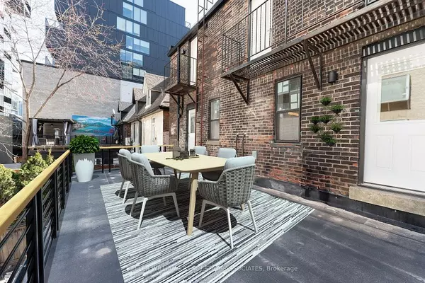 Toronto C01, ON M5V 1H6,54 Stewart ST