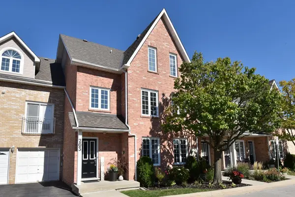 Burlington, ON L7M 4G7,2075 Walkers Line #203