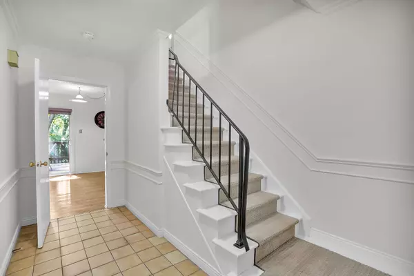 London North, ON N5X 2E2,31 Mctaggart CRES