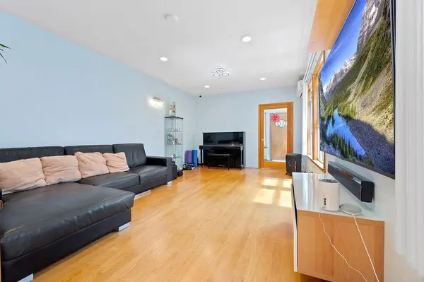 Brooklyn, NY 11229,2044 East 12th ST