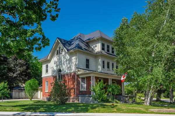 North Perth, ON N4W 1L5,415 Wallace Ave AVE N