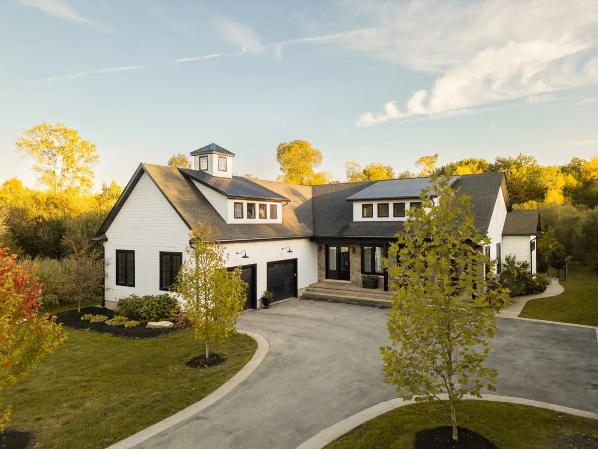 Fort Erie, ON L0S 1N0,2439 Garrison RD