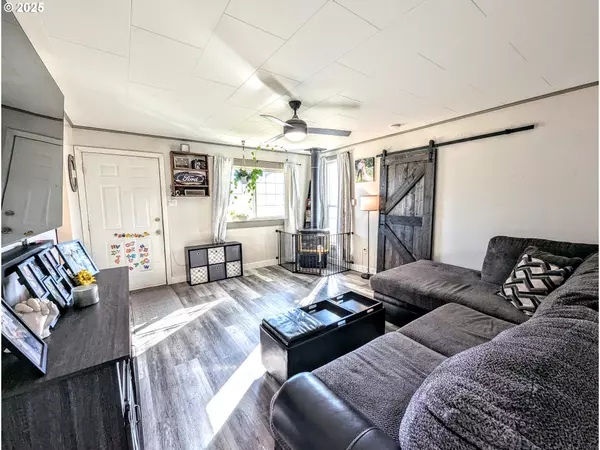 Union, OR 97883,362 S 4TH ST