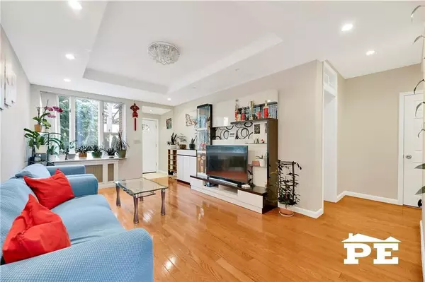 Brooklyn, NY 11234,2077 Hendrickson ST